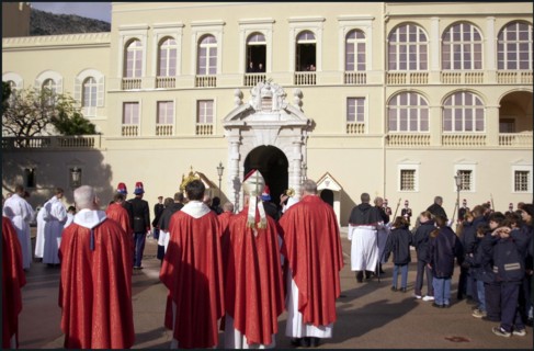 01/27/2001. Sainte-Devote celebration.
