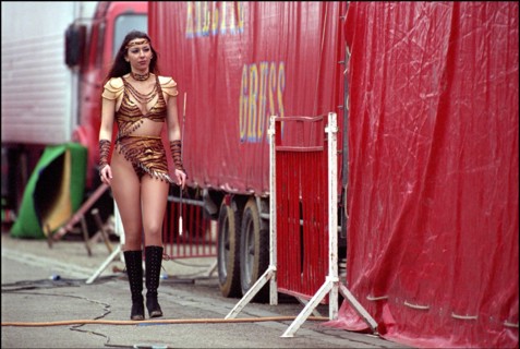 02/00/2001. Virginie Tessier the youngest wild beast tamer in the world.
