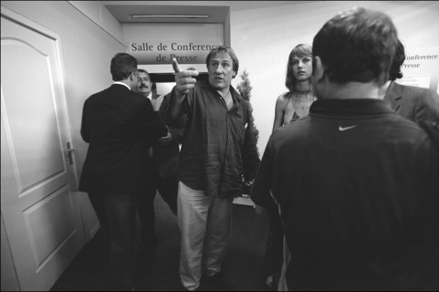 05/12/2001. 54th Cannes film festival: Backstage.