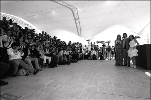 05/12/2001. 54th Cannes film festival: Press conference and photocall of "CQ" team.