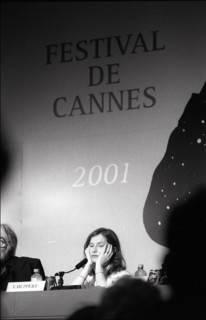 05/14/2001. 54th Cannes Festival: Press conference of "La pianiste" by Michael Haneke.