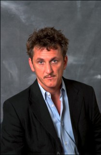 05/15/2001.  54th Cannes film festival: studio of Sean Penn.