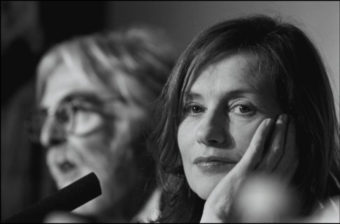 05/20/2001. 54th Cannes Film Festival : Backstage closing ceremony