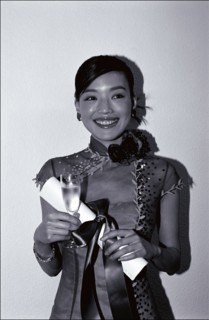 05/20/2001. 54th Cannes Film Festival : Exclusive Backstage closing ceremony
