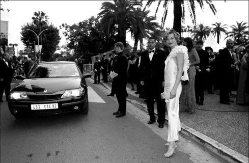 05/20/2001. 54th Cannes Film Festival : Exclusive Backstage closing ceremony