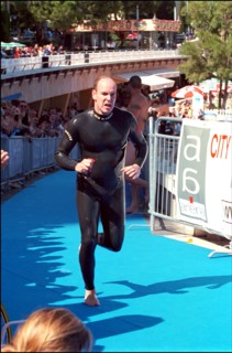 06/17/2001. Prince Albert of Monaco takes part in the first "All Stars Triathlon" in Monaco