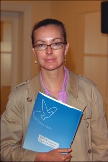 06/19/2001. Press conference of "la voix de l'enfant" with Carole Bouquet.