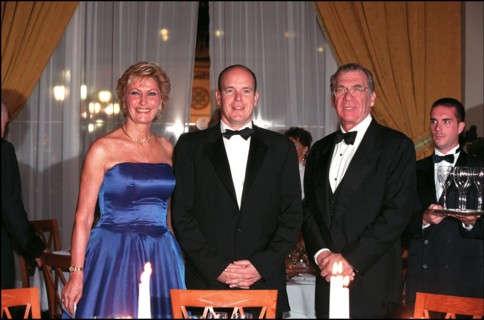 10/06/2001. 1st International screen and litterature forum