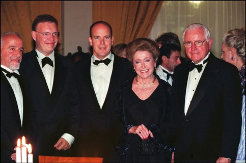 10/06/2001. 1st International screen and litterature forum