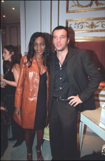 12/12/2001. Party at Van Cleef and Arpels shop on Vendome square.