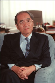 02/11/2002. Meeting of unesco goodwill ambassadors in Paris