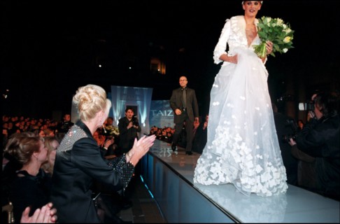03/05/2002. Taiza fashion show at the National school fine arts in Paris.