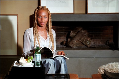 03/19/2002. EXCLUSIVE: Close-up Mia Frye at home.