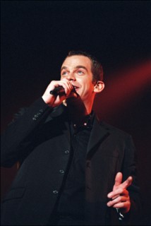 03/20/2002. EXCLUSIVE: Garou and Celine Dion performs at Bercy.