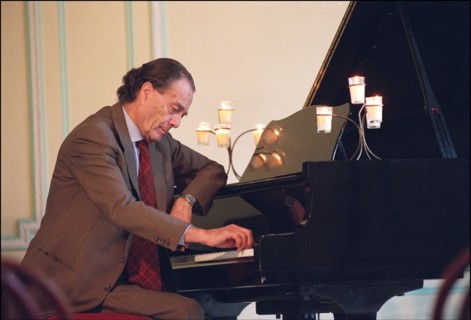 10/00/2001. Count Piotr Cheremetiev, president of the French society of Russian music, at the Sergei Rakhmaninov Russian conservatoire in Paris.