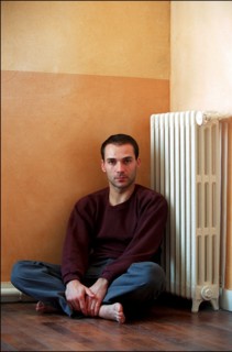 03/29/2002 EXCLUSIVE: close-up Malcolm Conrath at home.