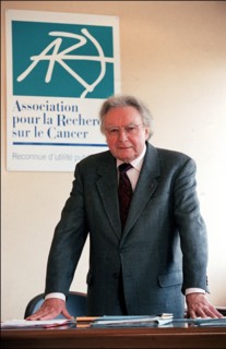 03/06/2002.  Michel Lucas chairman of the ARC (Association for cancer research).