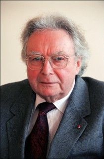 03/06/2002.  Michel Lucas chairman of the ARC (Association for cancer research).