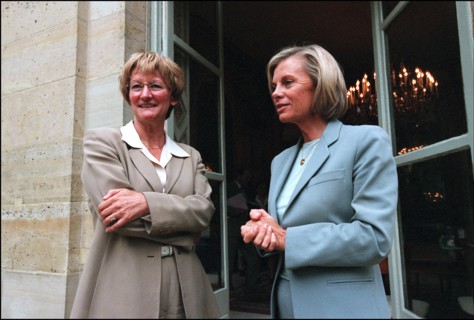 04/00/2002. Nicole Notat is about to leave the leadership of CFDT (French Democratic Work Confederation).