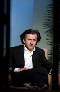 04/25/2002. Portrait of the philosopher Bernard Henri Levy.