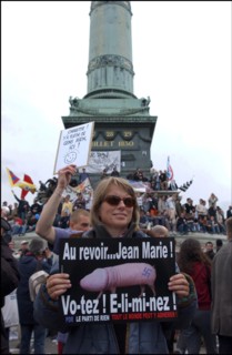 05/01/2002. Anti Le Pen demonstration in Paris