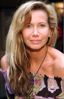 05/10/2002. EXCLUSIF: Fiona Gelin in play "Cet Infinie Jardin" in Paris.