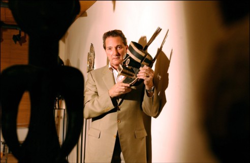 05/00/2002. World wide infatuation with primitivce art form spreads : Christie's France organizes a first sale at auction.