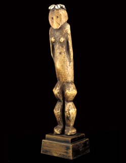 05/00/2002. World wide infatuation with primitivce art form spreads : Christie's France organizes a first sale at auction.