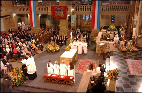 06/23/2002. Royal couple the Grand Duke Henri and the Grand Duchess Marie Teresa celebrate their country's national holiday in Luxembourg.
