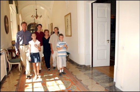 06/24/2002. **EXCLUSIVE**. Close up Grand Duke Henri of Luxembourg