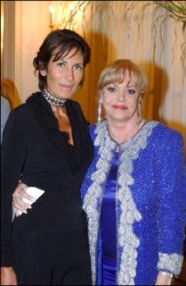 06/27/2002. Michele Mercier presents her book with Henry Jean Servat at the Plaza Athenee.