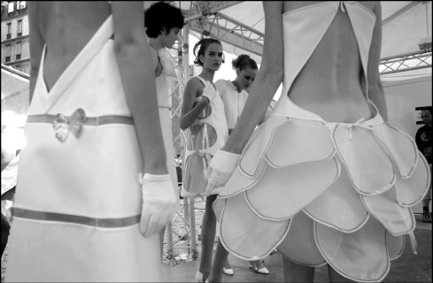 07/11/2002. Fall winter 2002-03 collections. The backstage of Courreges's fashion show