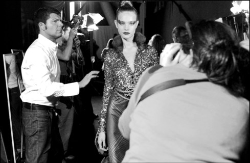07/11/2002. Fall winter 2002-03 collections. The backstage of Valentino's fashion show