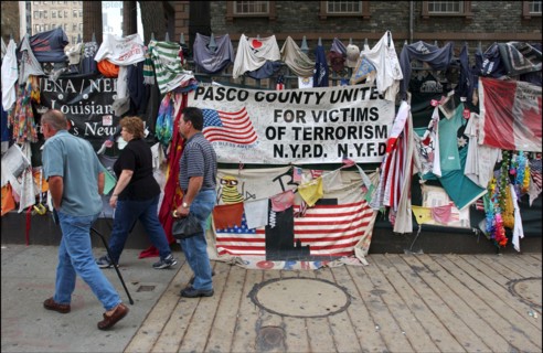 09/00/2002. Ground Zero, one year after...