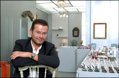 09/00/2002.  Stephane Marais, make-up artist.
