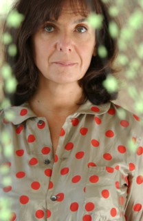 09/29/2002. Close up artist, Sophie Calle.