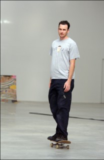 10/01/2002. Exclusive: Ed Templeton, American skater in Paris.
