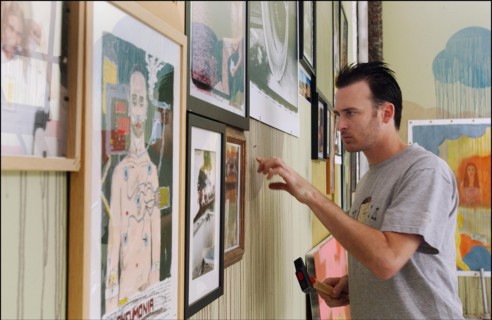 10/01/2002. Exclusive: Ed Templeton, American skater in Paris.