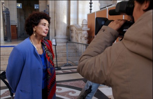 10/15/2002. Francoise Rudetzki, chairman of "SOS attentat" association, in Paris courthouse