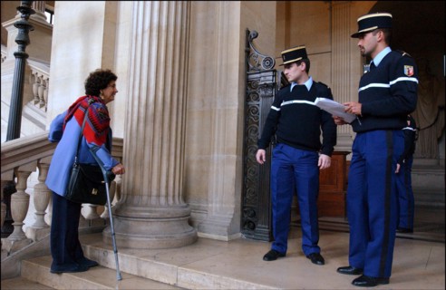 10/15/2002. Francoise Rudetzki, chairman of "SOS attentat" association, in Paris courthouse