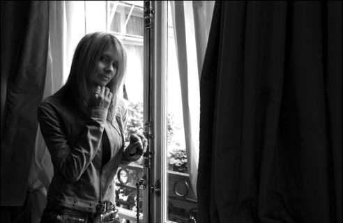 10/00/2002. EXCLUSIVE Close up Rosanna Arquette in Paris.
