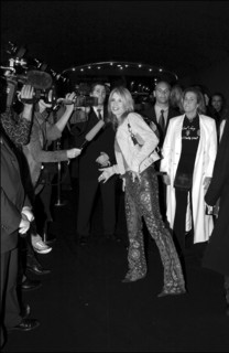 10/00/2002. EXCLUSIVE Close up Rosanna Arquette in Paris.