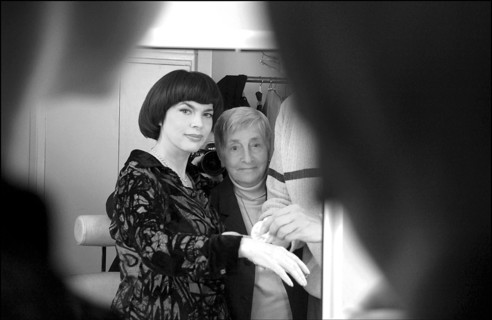 11/00/2002. EXCLUSIVE. French singer Mireille Mathieu returns on the musical scene with a new CD and tour in France and Europe.