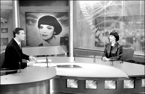 11/00/2002. EXCLUSIVE. French singer Mireille Mathieu returns on the musical scene with a new CD and tour in France and Europe.
