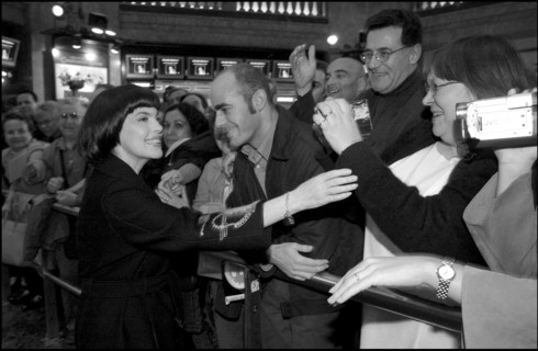 11/00/2002.  French singer Mireille Mathieu returns on the musical scene with a new CD and tour in France and in Europe