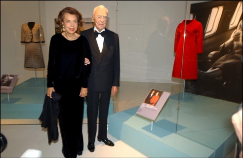 11/18/2002. Caroline Kennedy inaugurates the exhibition "Jackie Kennedy, les annees Maison Blanche" in Paris (30).