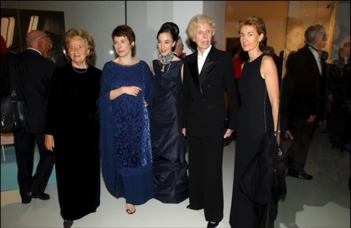 11/18/2002. Caroline Kennedy inaugurates the exhibition "Jackie Kennedy, les annees Maison Blanche" in Paris (30).