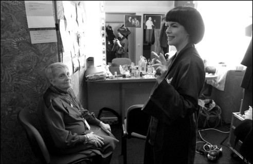 11/20/2002. EXCLUSIVE. Famous French singer Mireille Mathieu on stage and backstage at the Olympia