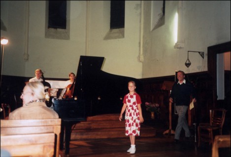 00/00/0000. **EXCLUSIVE** 14-year Pianist wunderkind Lise de la Salle EXCLUSIVE