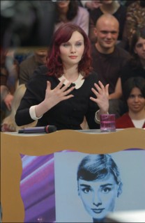 03/00/2003. - Tv show "On a tout essaye meme le prime"